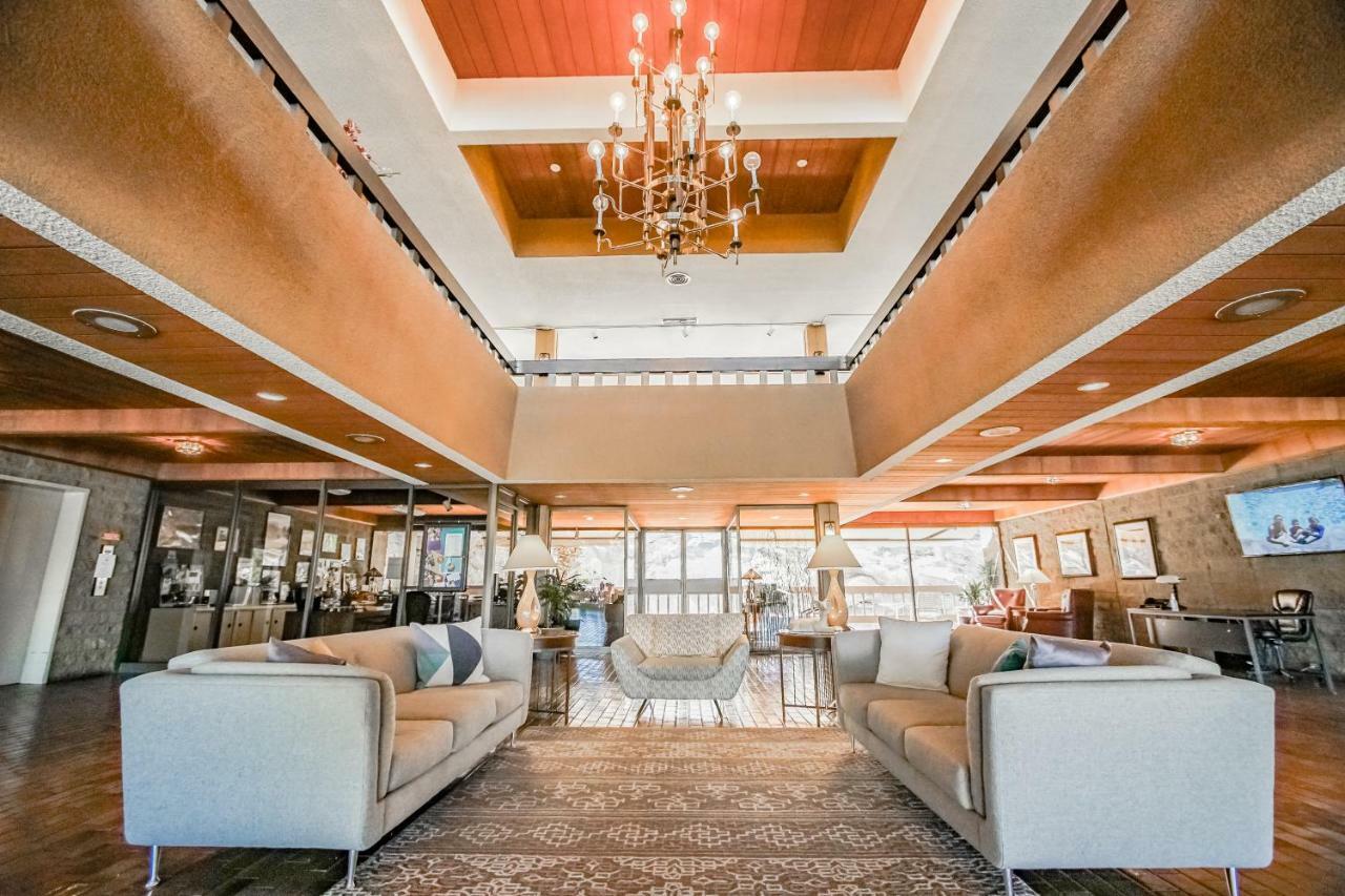 Palm Springs Tennis Club Экстерьер фото